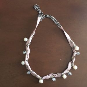 Pearl and chain necklace